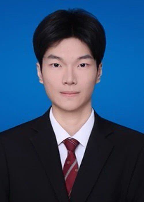 李志城个人照片